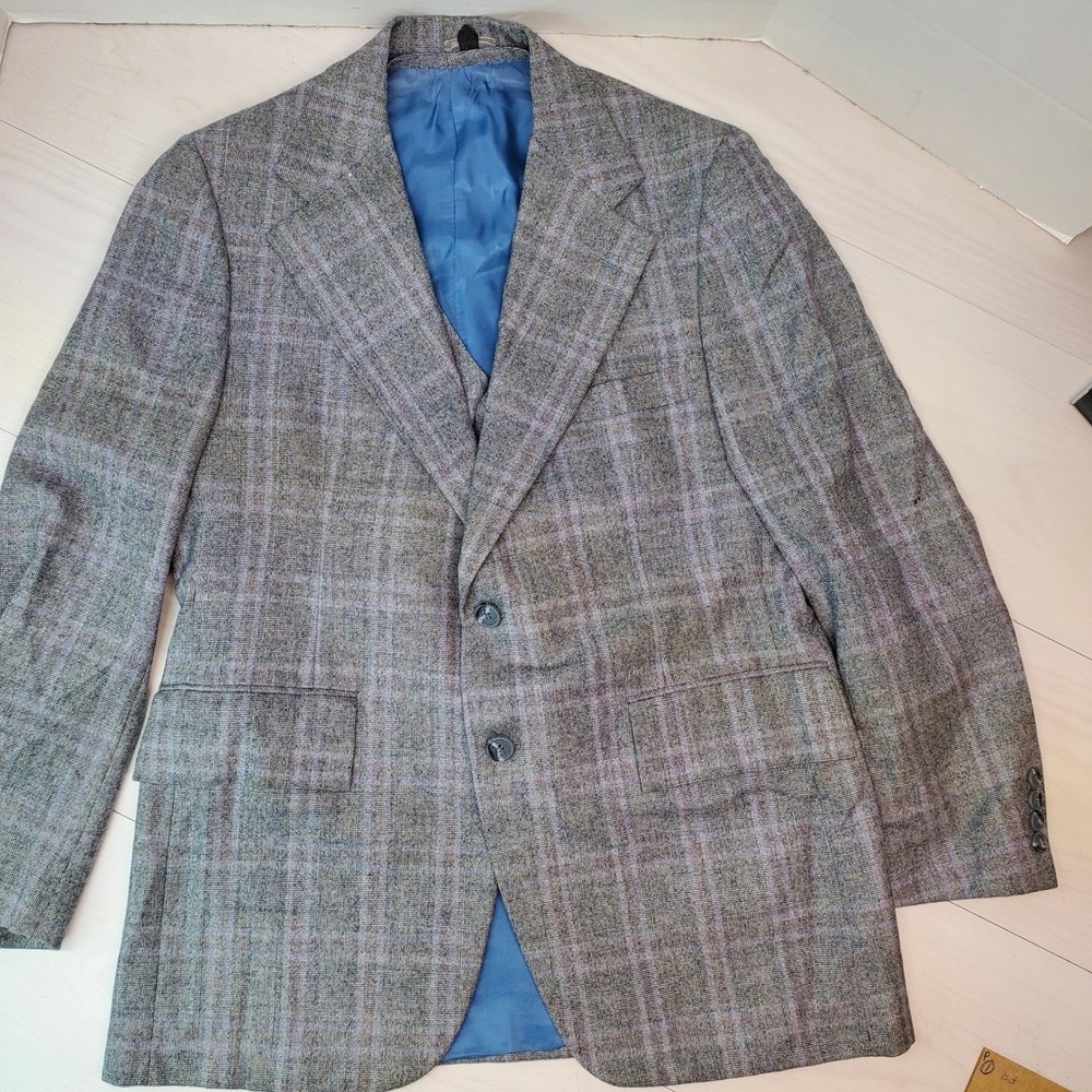 Pogue's Men's Store Rookwood Collection Grey Glen Plaid 3-Piece Suit 42R 35x30